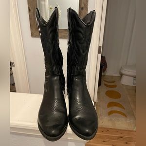Black Cowboy Boots
